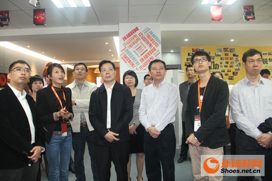 泉州組織部長陳沈陽蒞臨訊網(wǎng)網(wǎng)絡(luò)視察 泉州組織部長陳沈陽蒞臨訊網(wǎng)科技視察